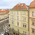 Charming Apartment In Lesser Town