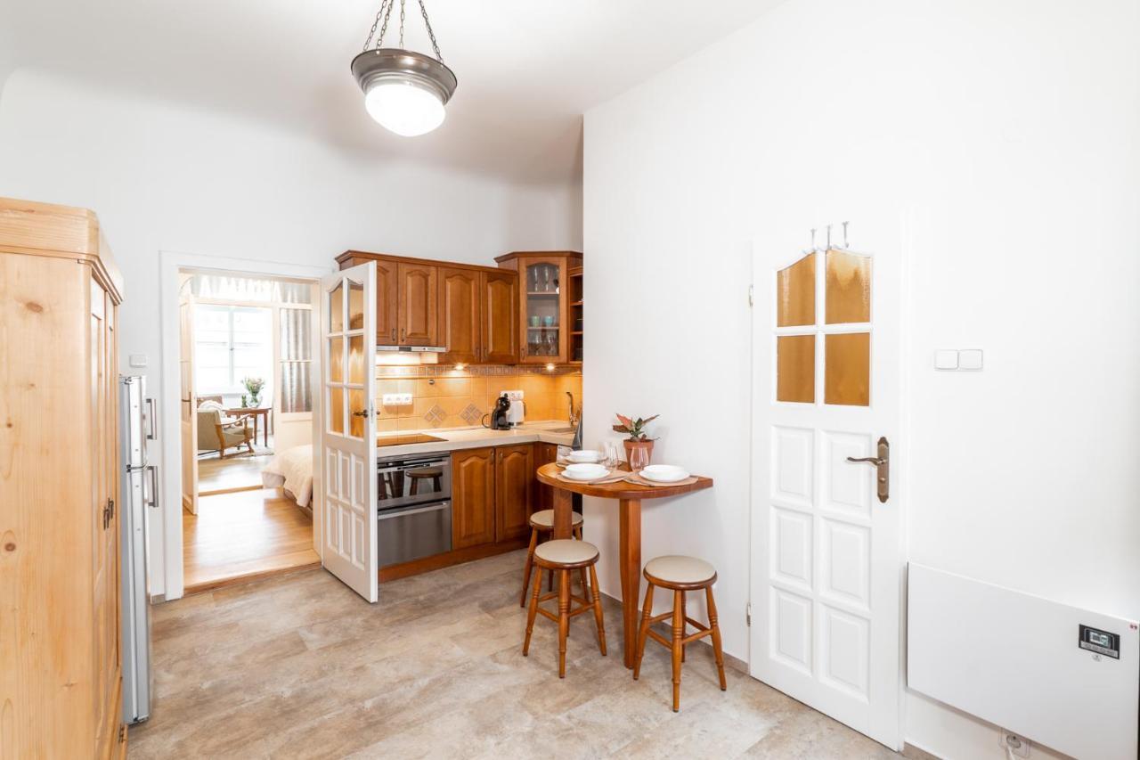 Apartamento Charming In Lesser Town Praga